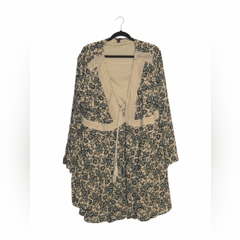 Torrid Womens Plus Sz Mini Gauze Floral Lace-Up Skater Dress Bell Sleeve Size 4X